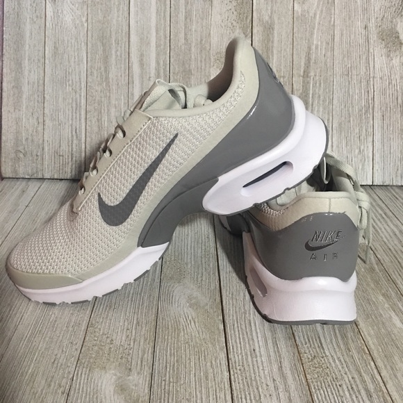 🔥🔥BRAND NEW NIKE AIR MAX JEWELL - Picture 5 of 5